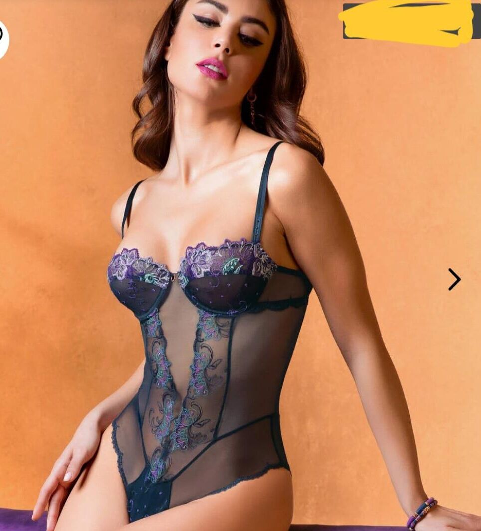 So many lingerie models to choose from 