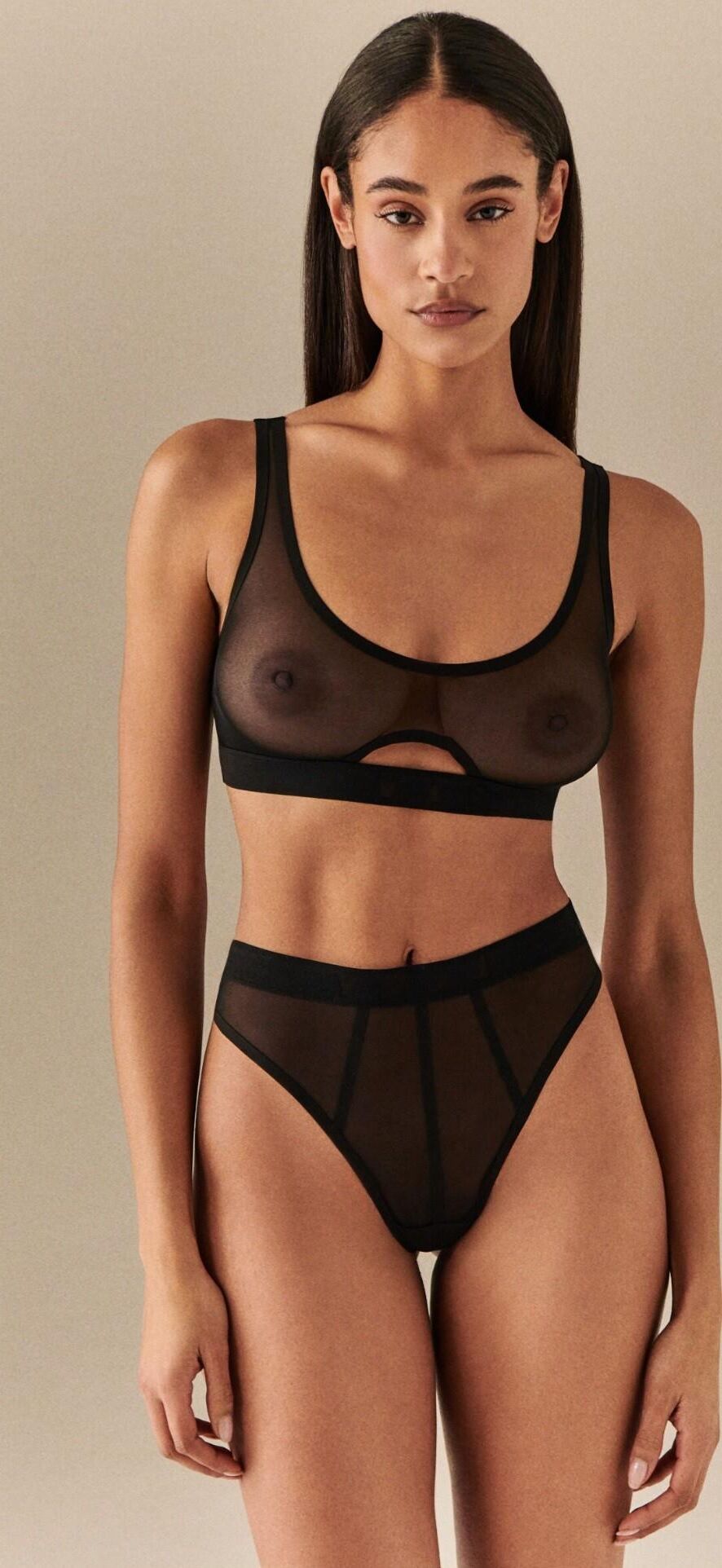 Peut-être le modèle de lingerie le plus sexy