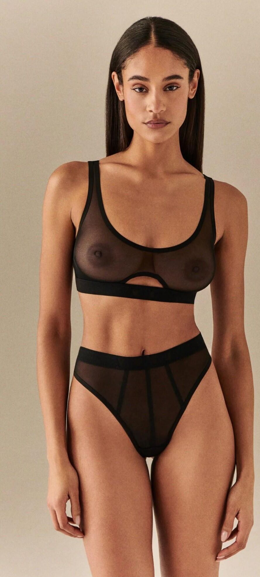 Peut-être le modèle de lingerie le plus sexy