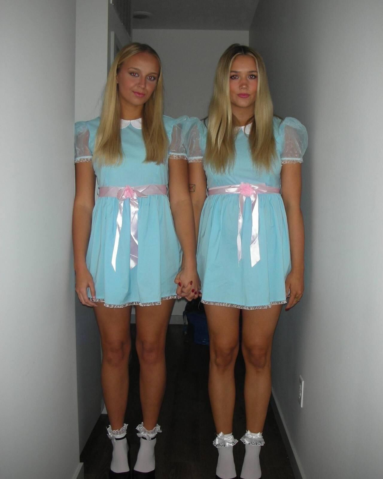 Costume Sluts, Shinning Twins. 