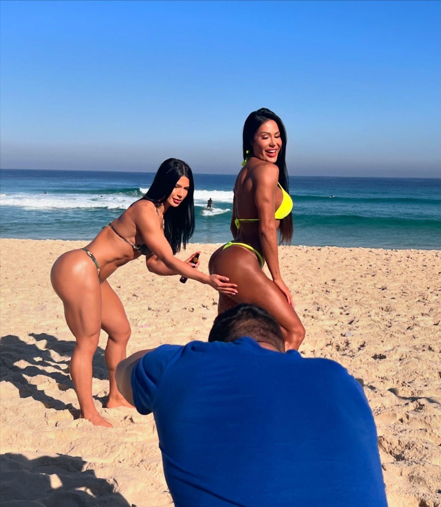 Gracy Anne Barbosa and Eva Andressa!