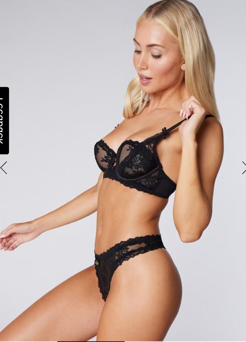 Ich liebe dieses blonde Dessous-Model