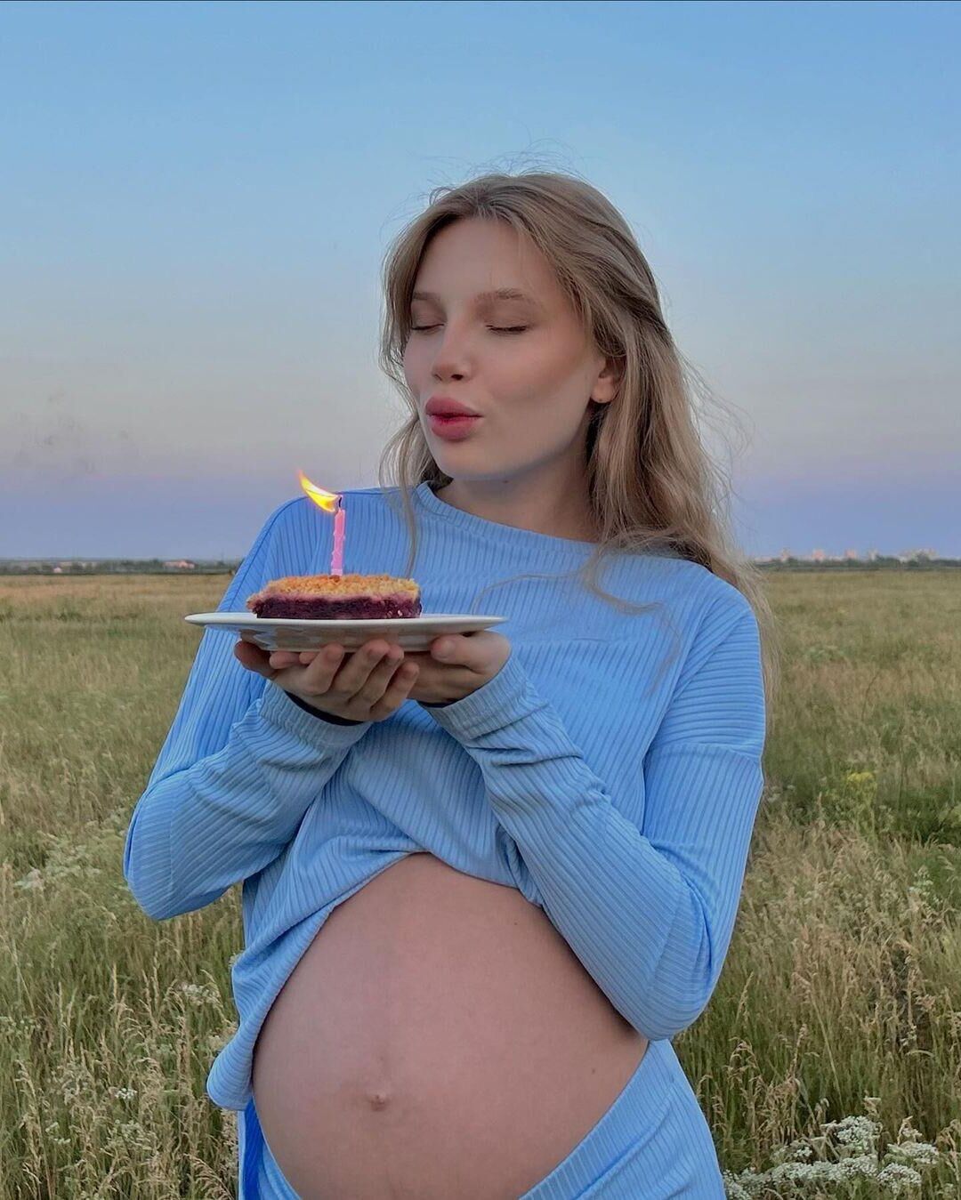 Pche Lincheva - bombasse enceinte Instagram