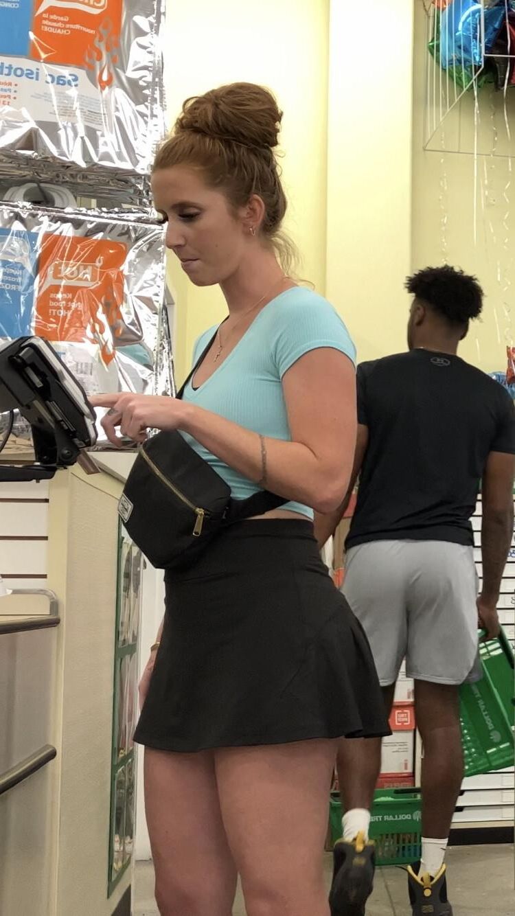 PAWG in a skirt