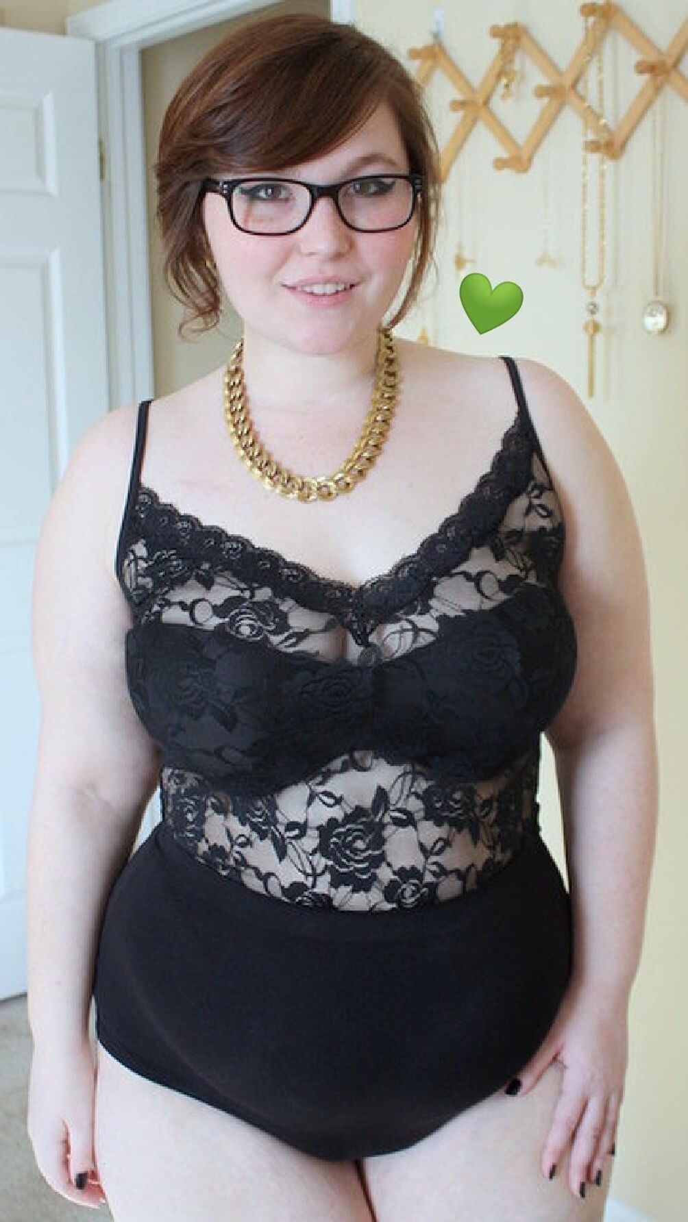 Chubby/B.B.W, Lunettes, Lingerie, Vêtements de nuit.