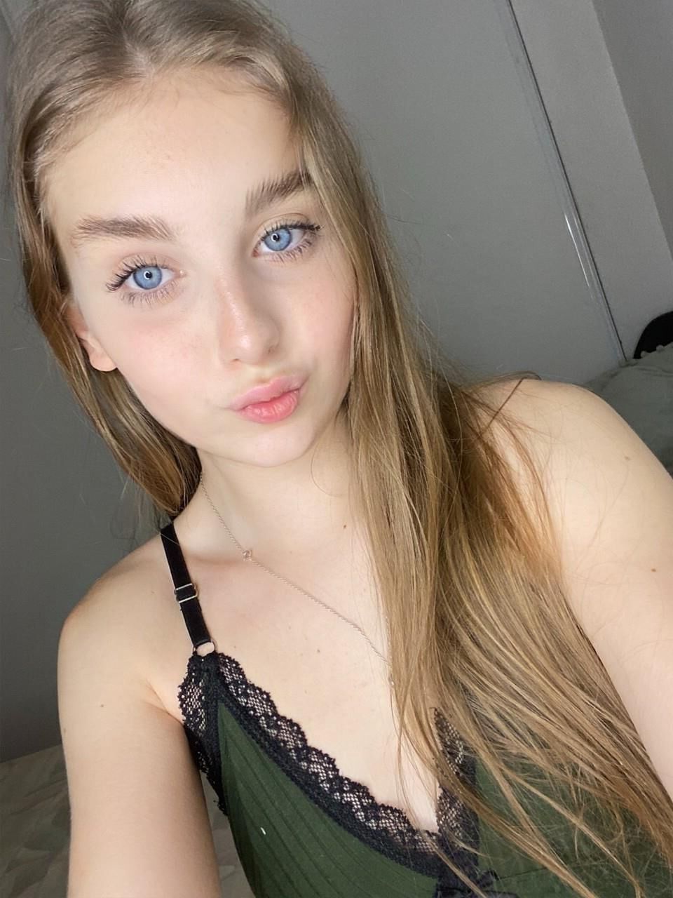 Cute blonde onlyfans teen Laura Blume shows her body 