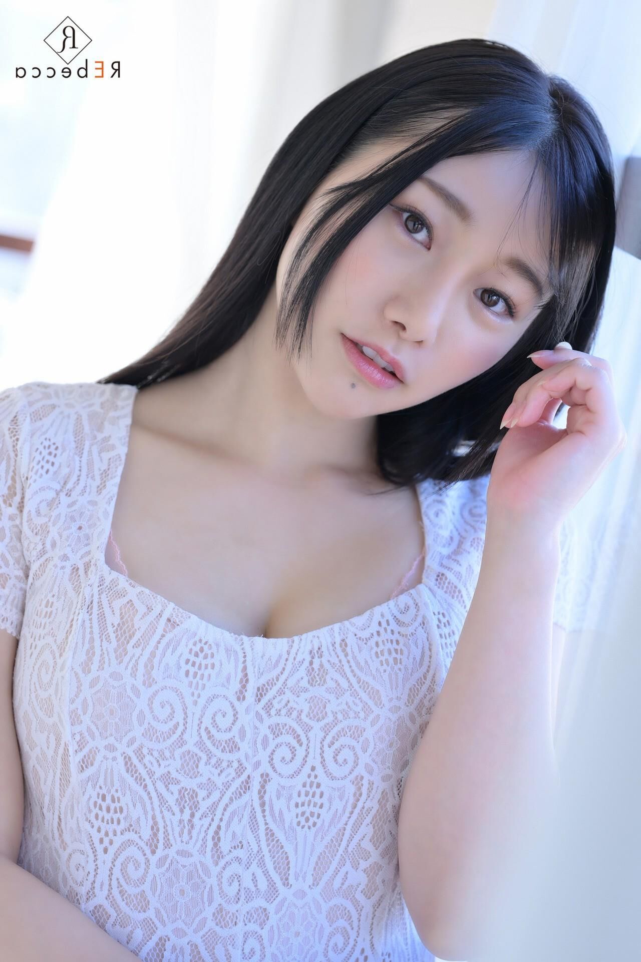 Mitsuha Chiharu vol. Idole de classe S (REbecca) (..)