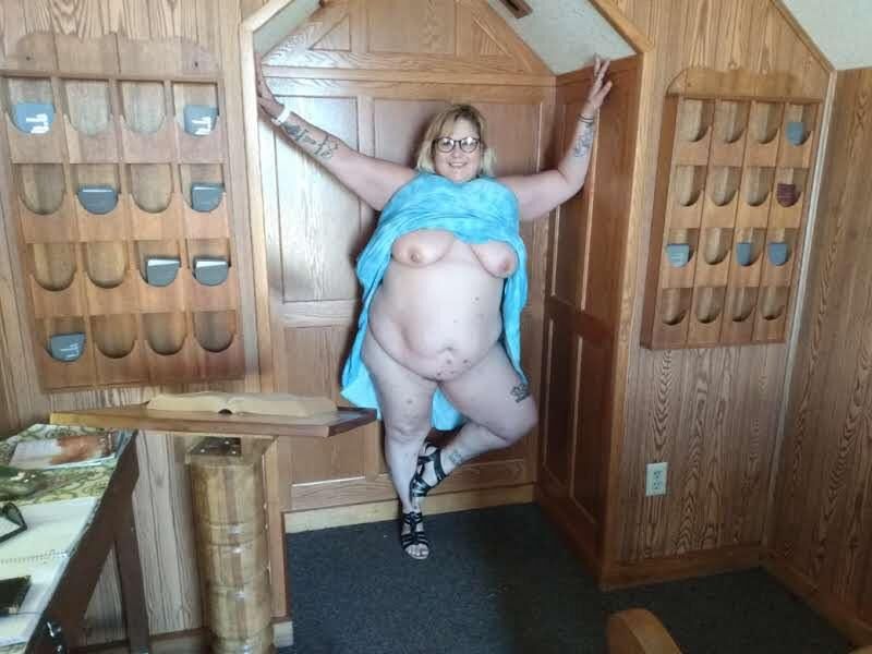 BBW brat PoppyJay NAKED in a CHAPEL 