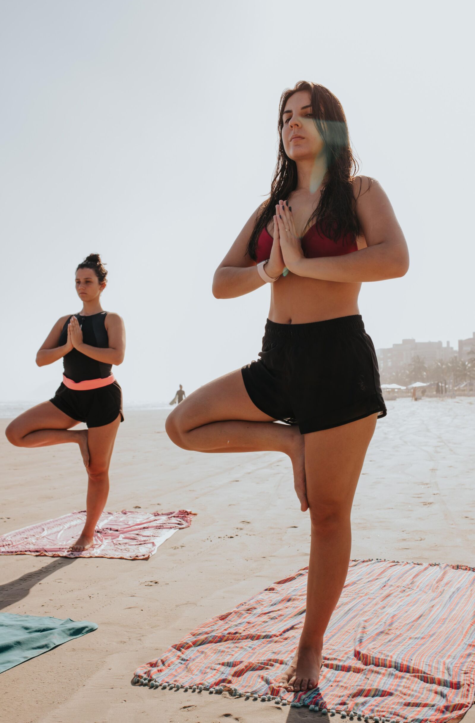 ...,,,....STRANDYOGA.....HEISSE YOGA-SURFBILDER