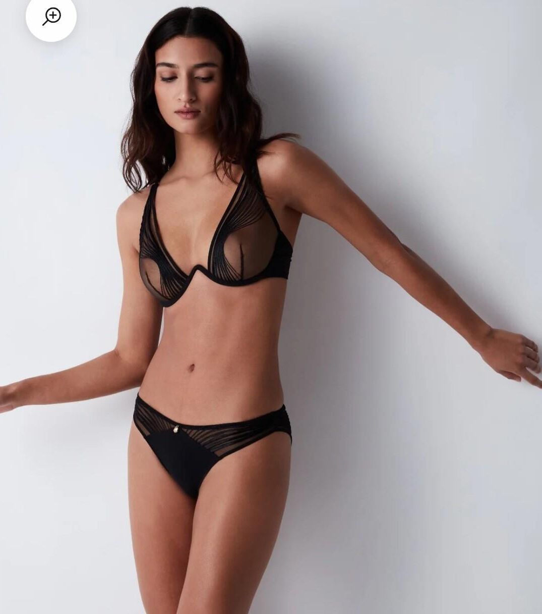 Dessous- und Bikini-Mix