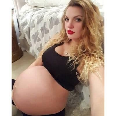 Preggers em sutiãs esportivos