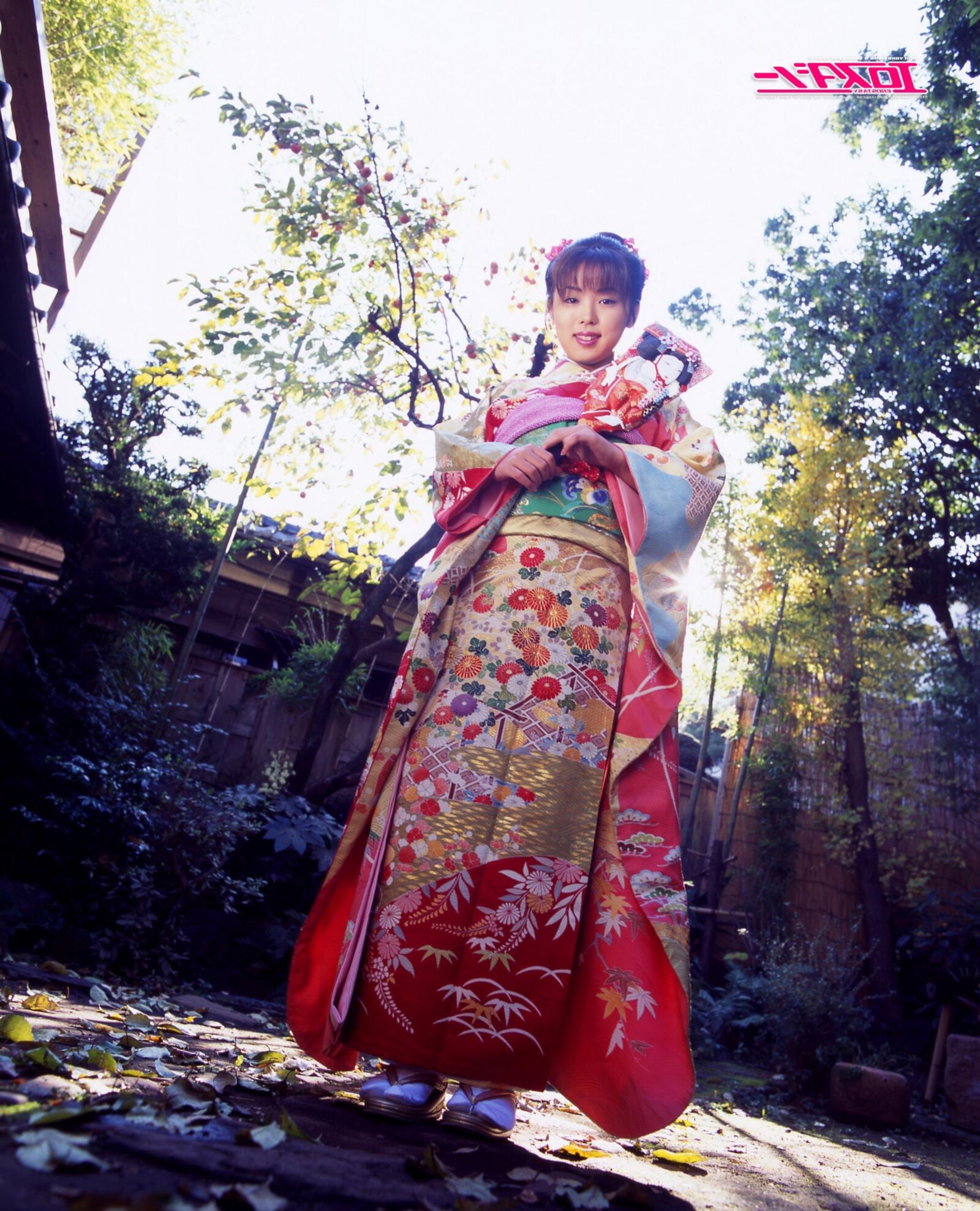 Japanisches Mädchen in Kimono