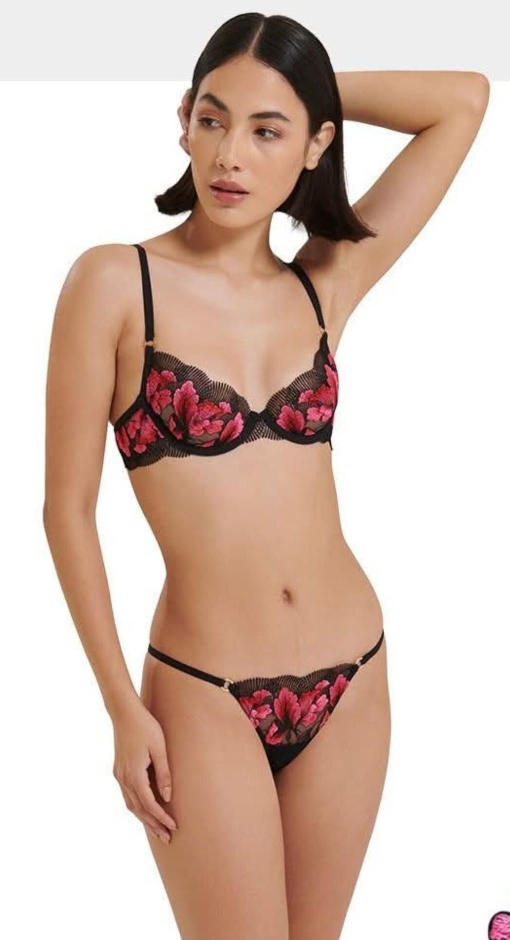 Mélange de lingerie et de bikini