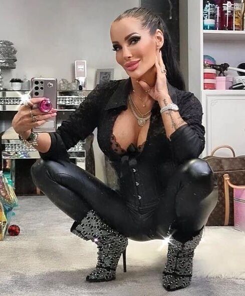 Hot Milf Pornstar Valentina Sierra Fotos