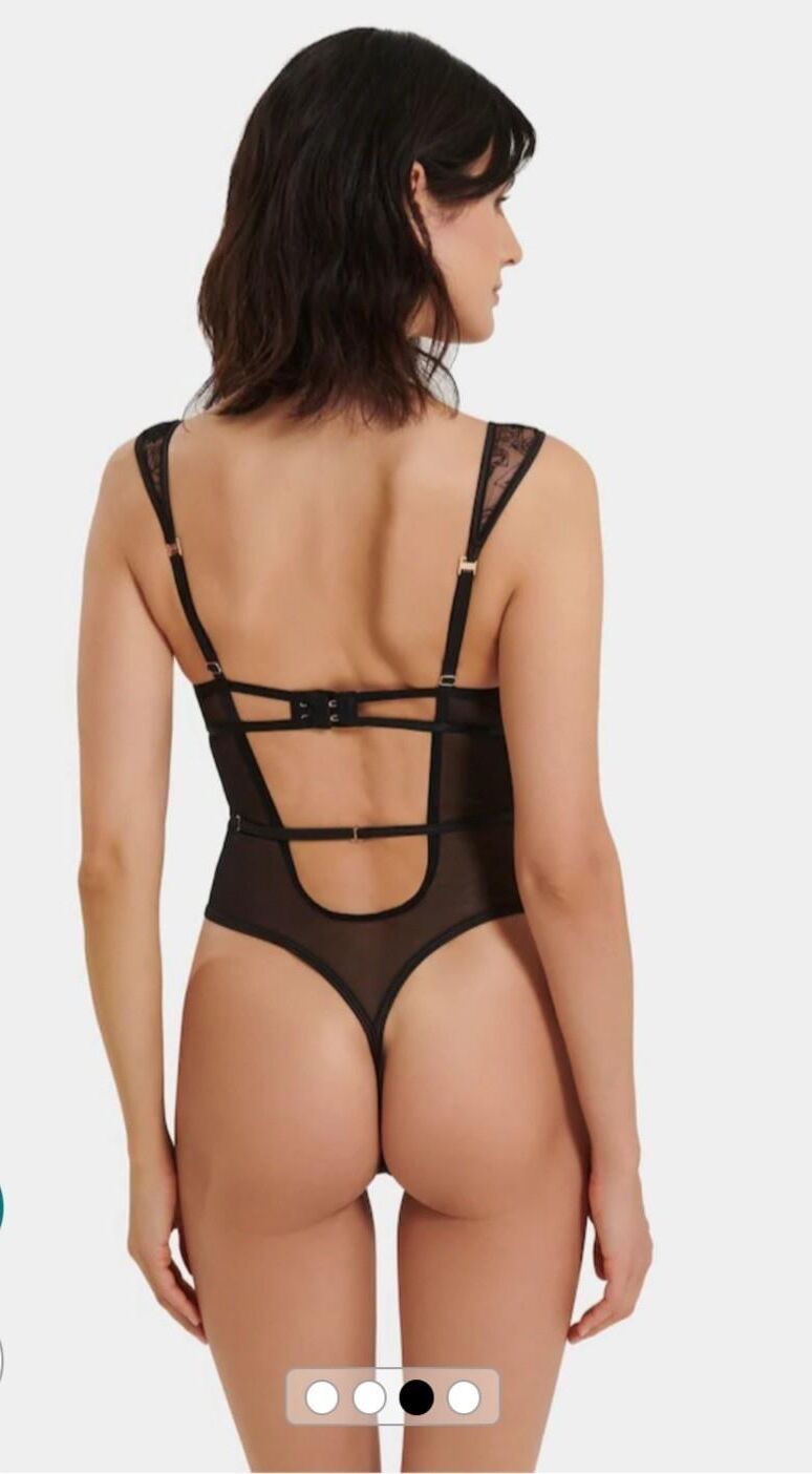 Mélange de lingerie et de bikini