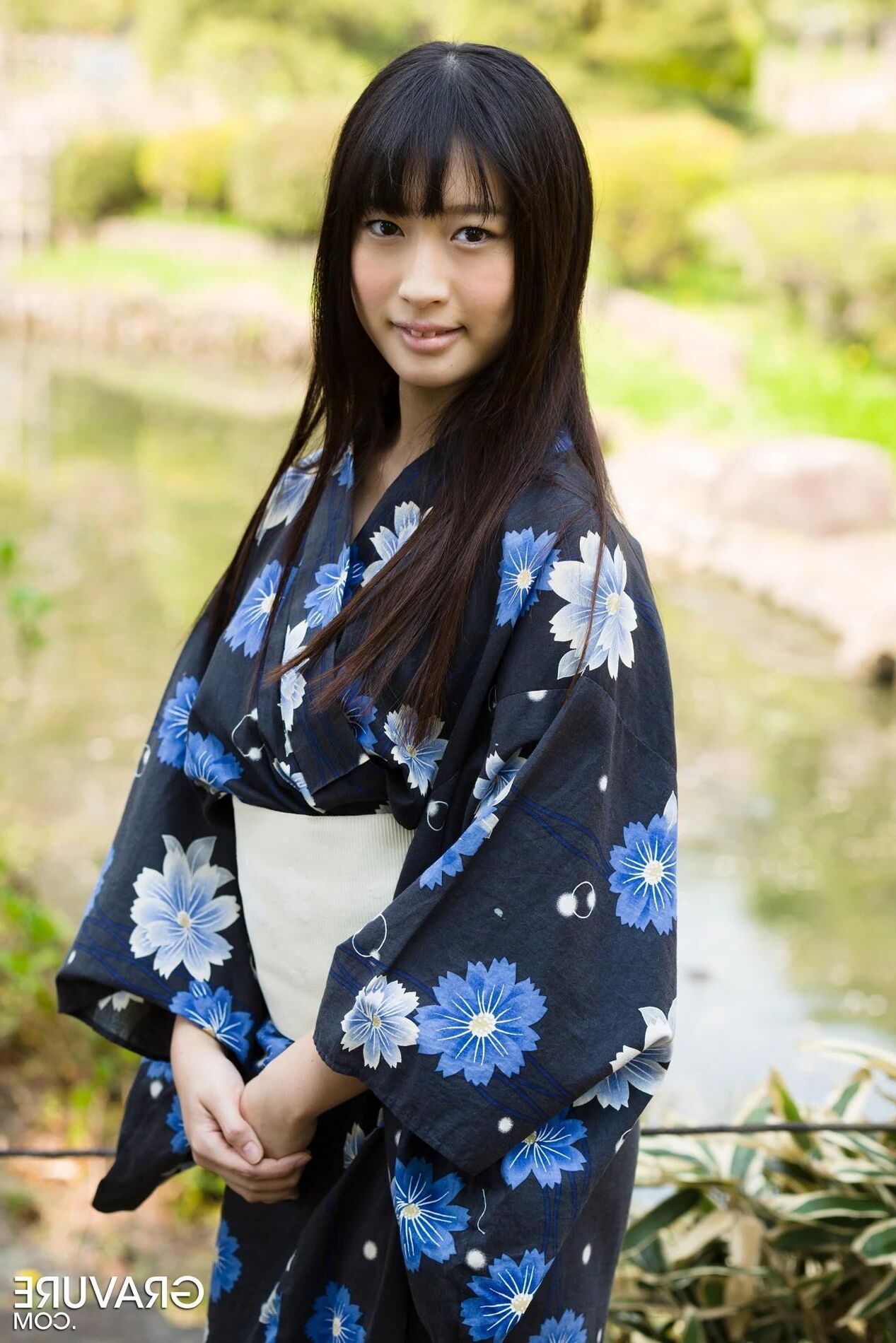 Tomomi Motozawa Gravete Edo Girl