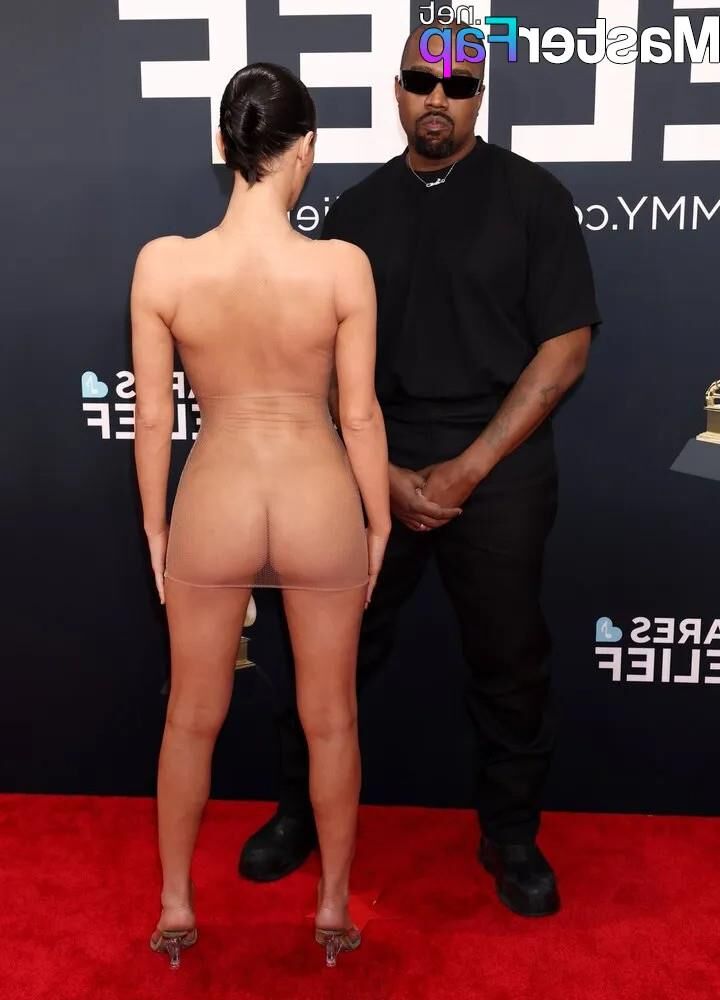  Bianca Censori at the Grammy Awards