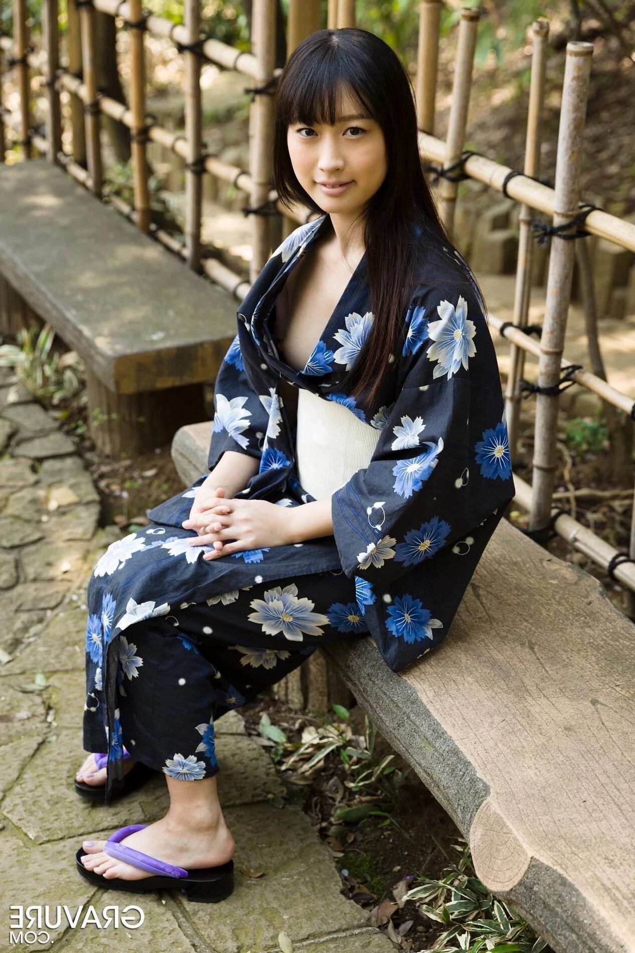 Tomomi Motozawa Gravete Edo Girl