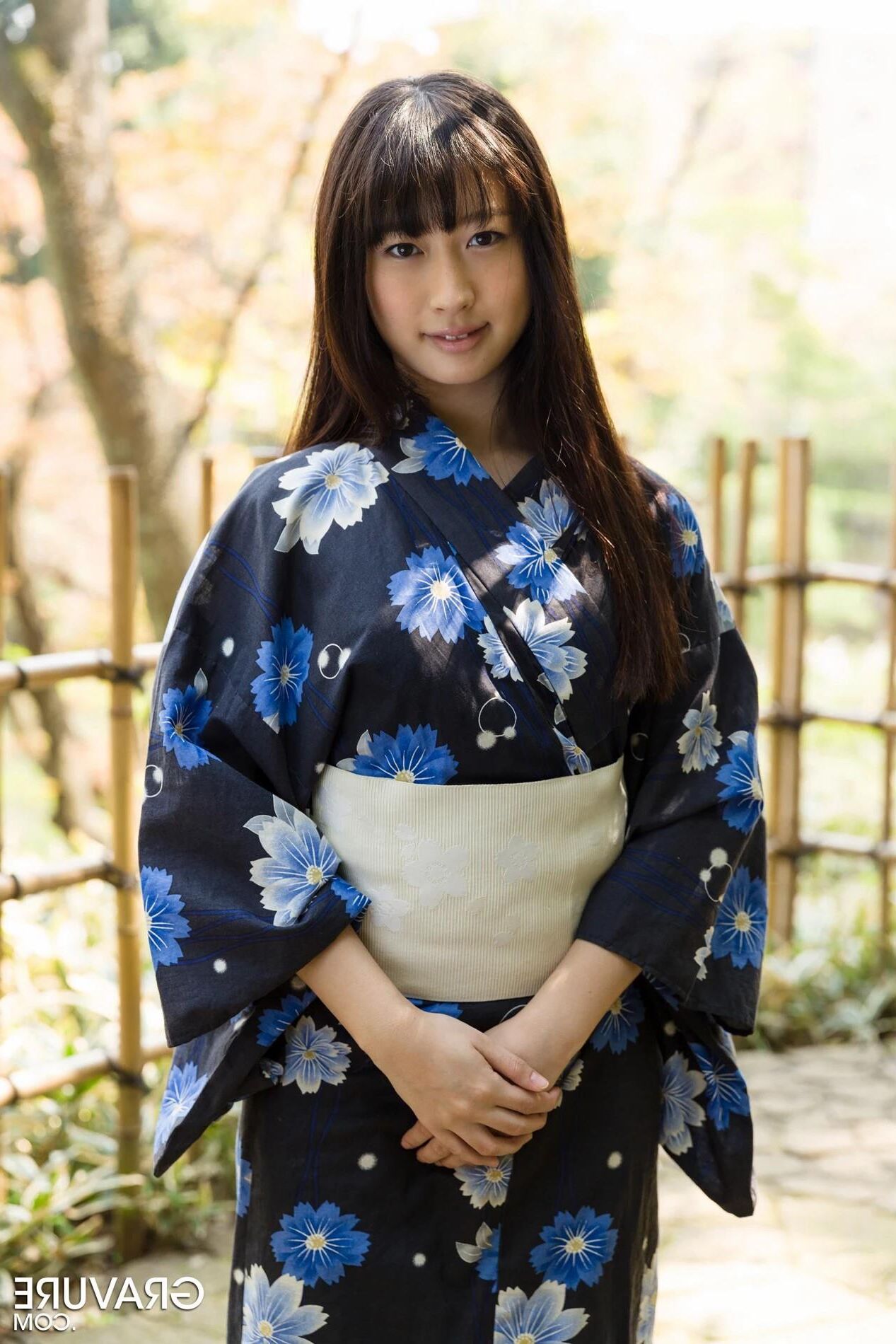 Tomomi Motozawa Gravete Edo Girl