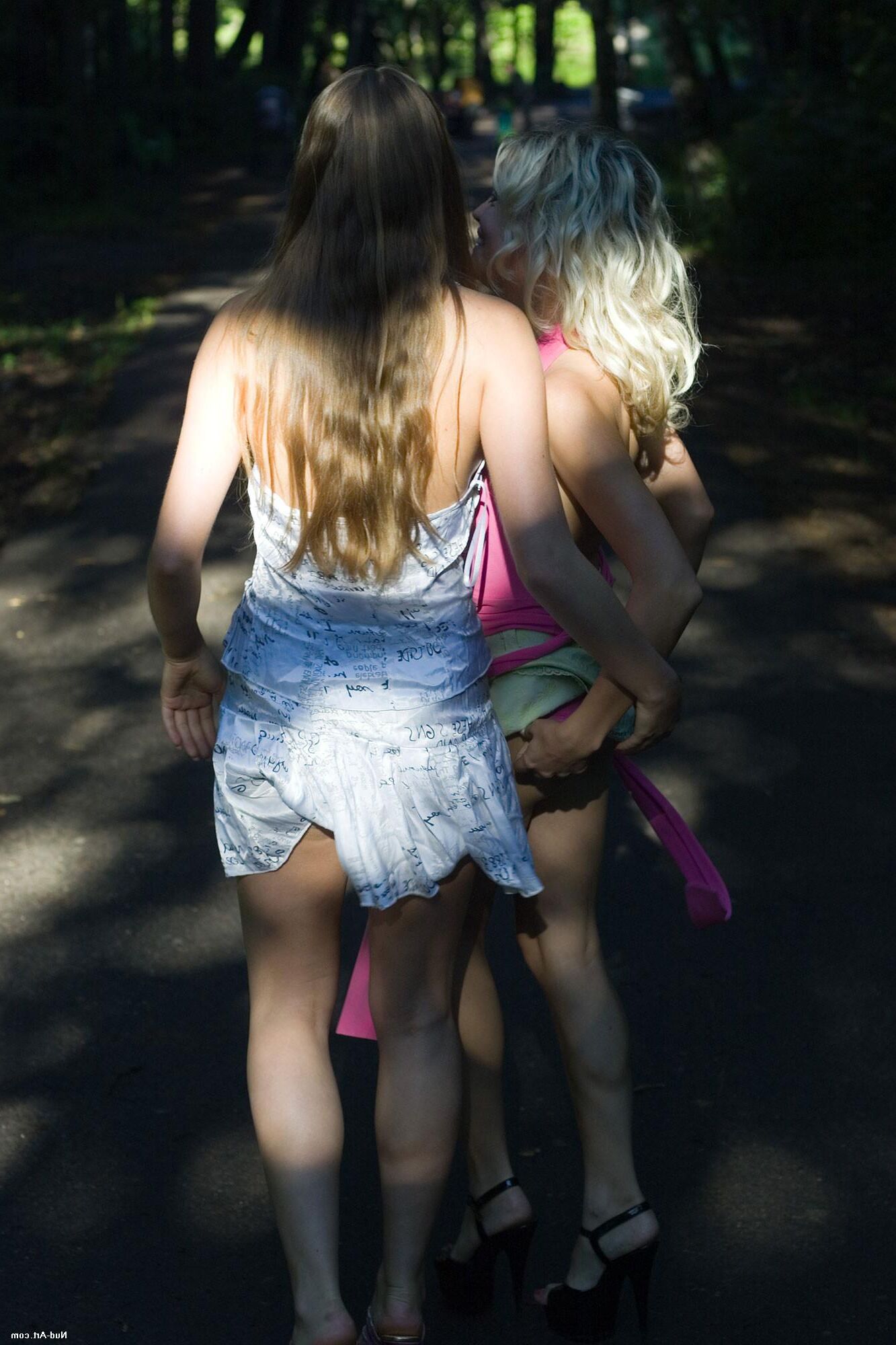 Nud Art Barbara y Valya Walk in the Park X