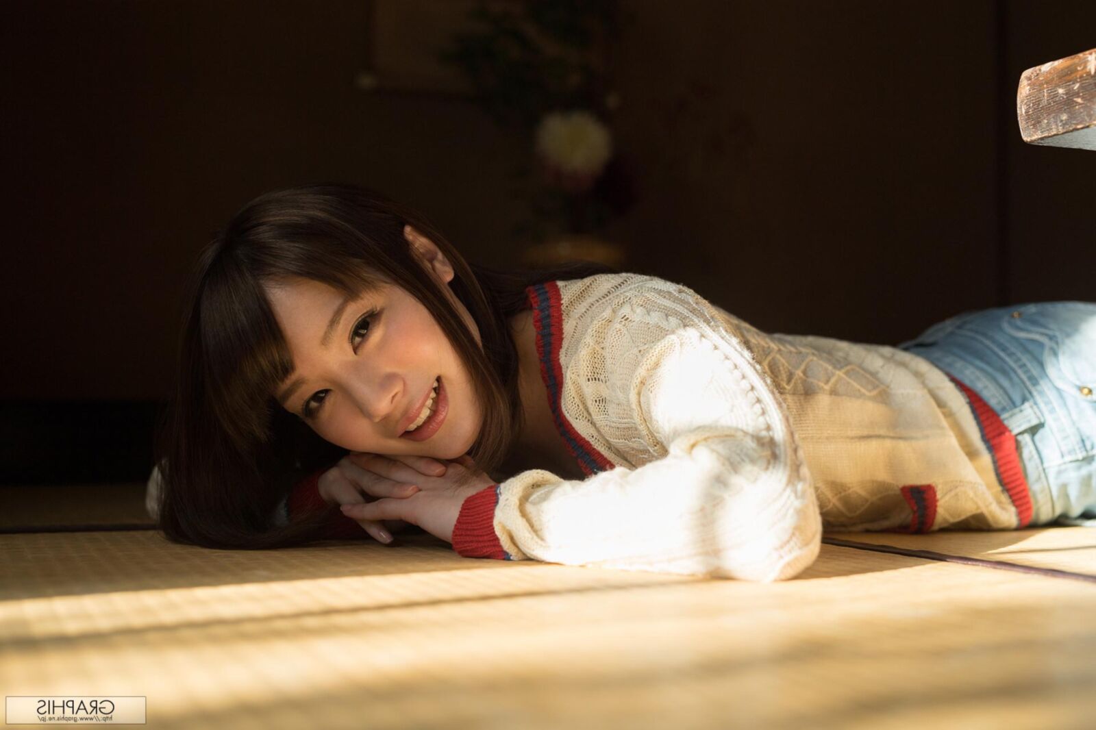 Airi Suzumura graphis特定の存在..