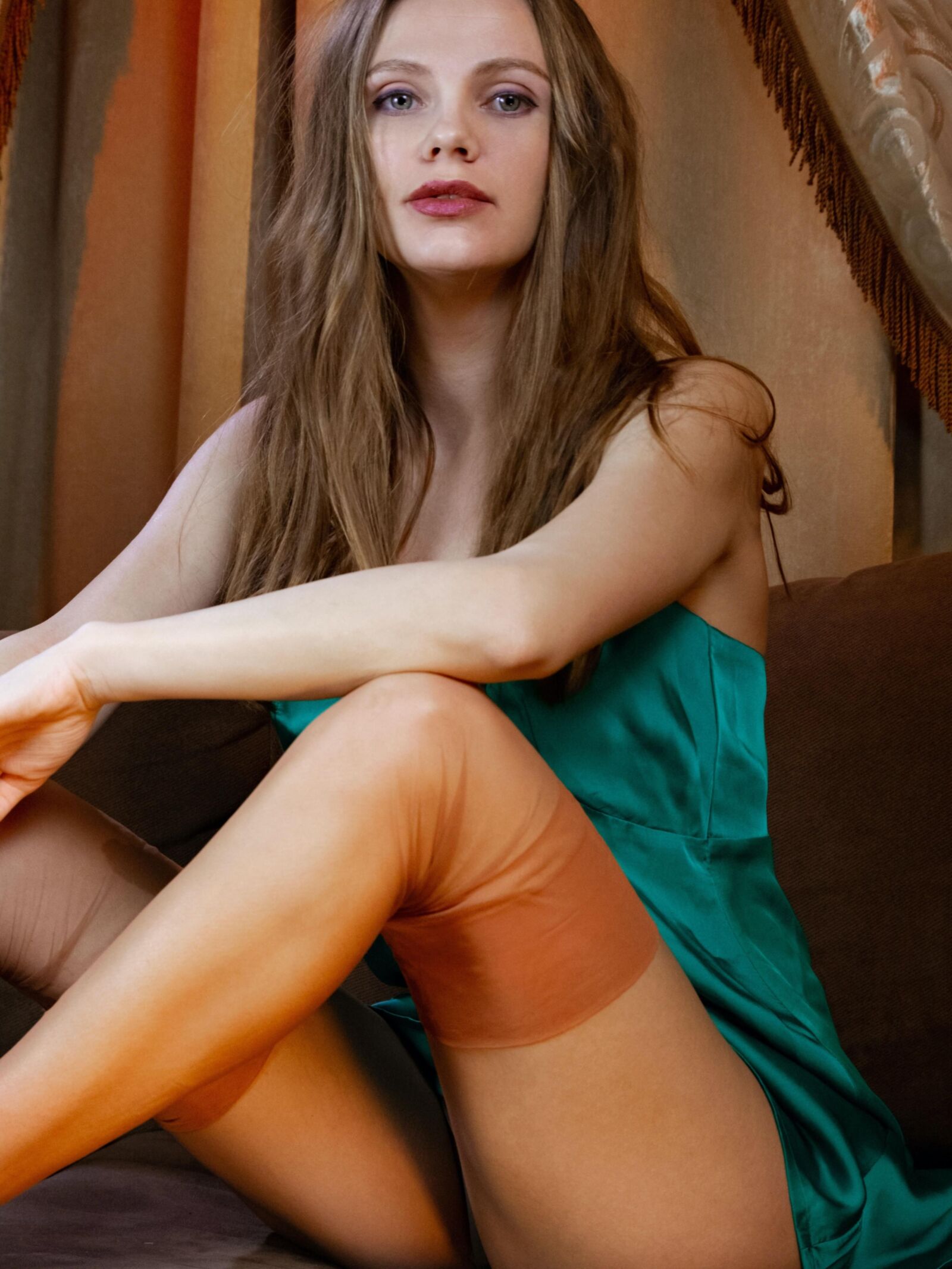 Teen ELINA DE LION Warm glow