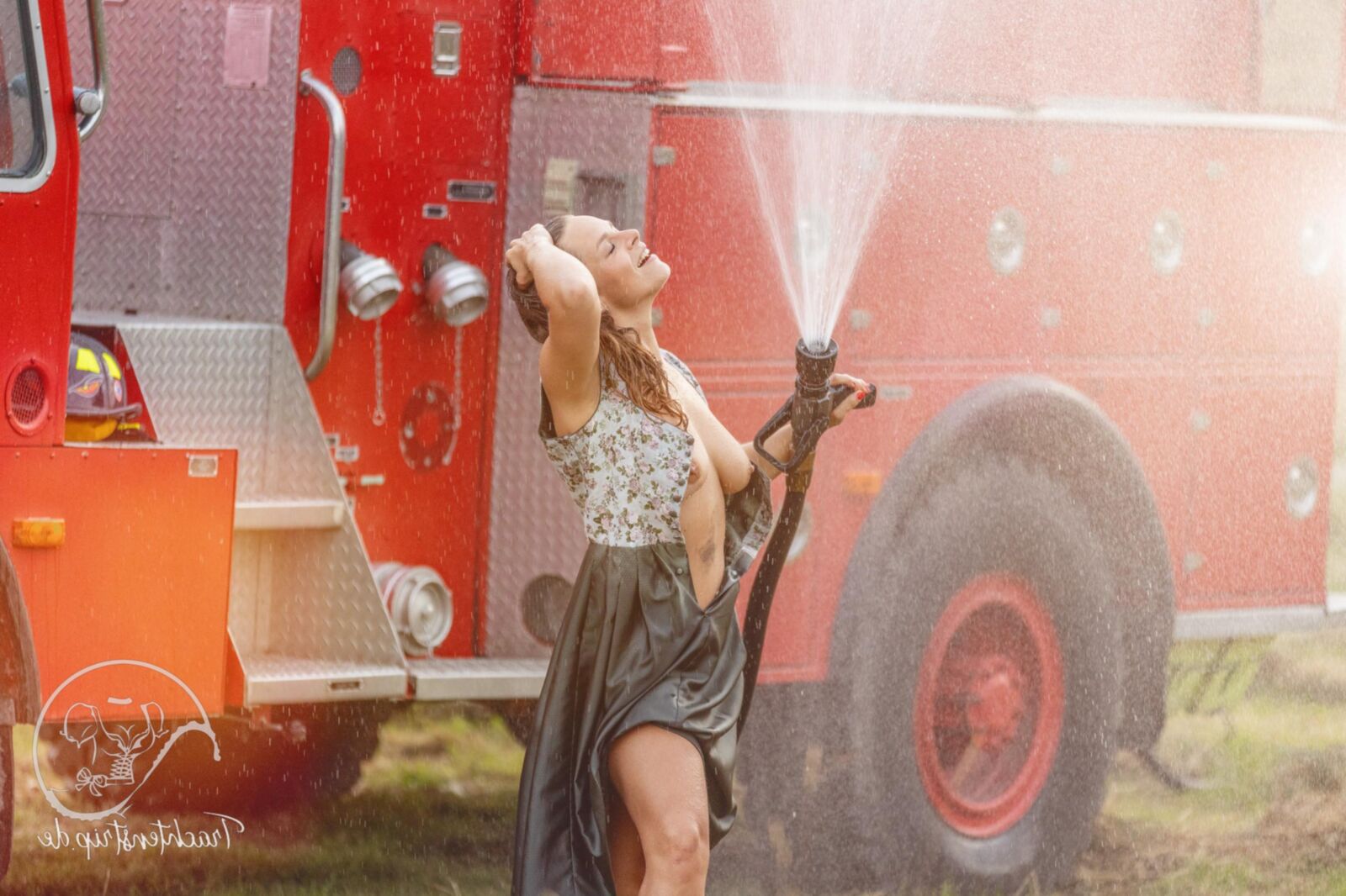 Faça -me uma modelo de calendário de Vol, garotas