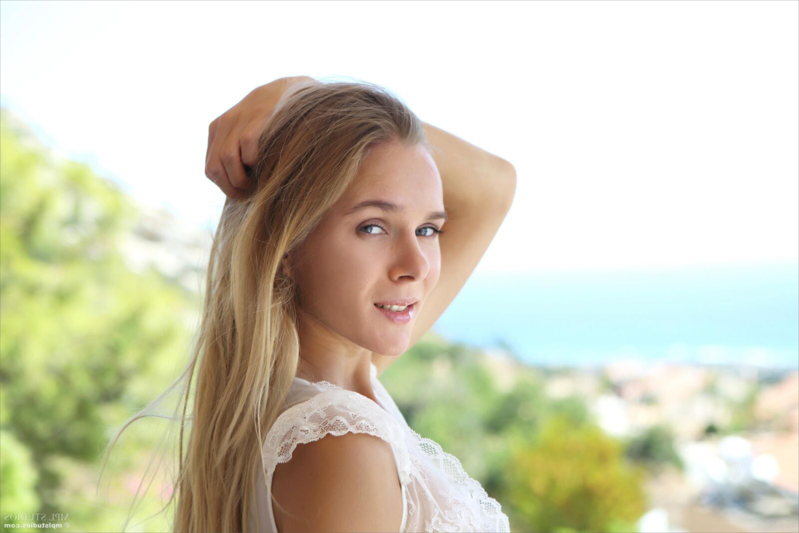 Karissa Diamond Mediterranean Breeze