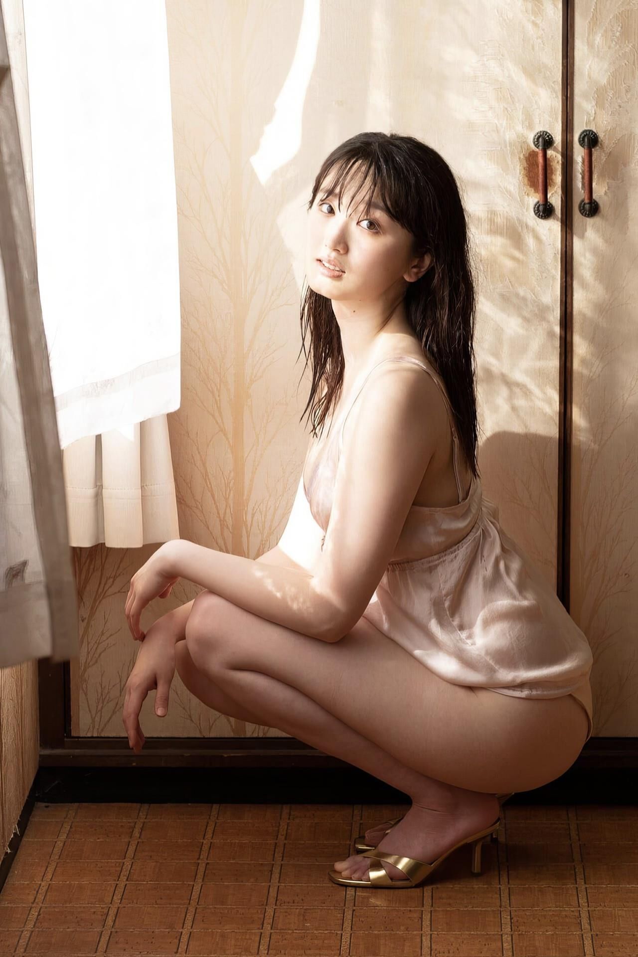 Ayano Kuroki Gakushuin Graduate Bikini Lady