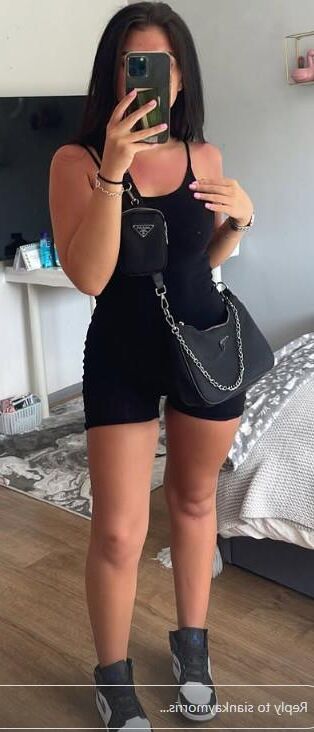 Sian сексуализировал британскую шлюха Chav Teen!