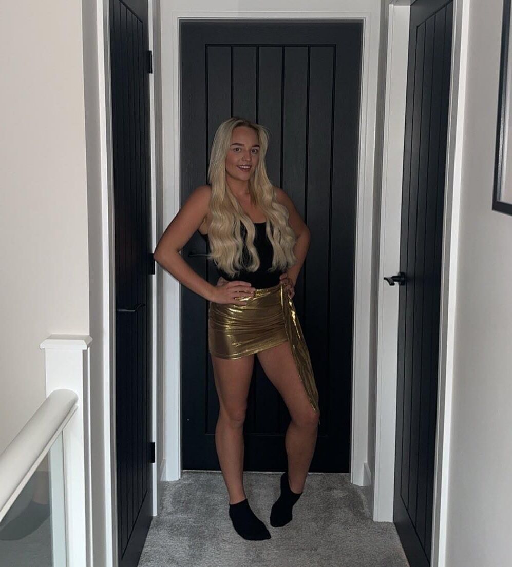 Daisy à venir pour être sexualisé British Chav Teen Slut!