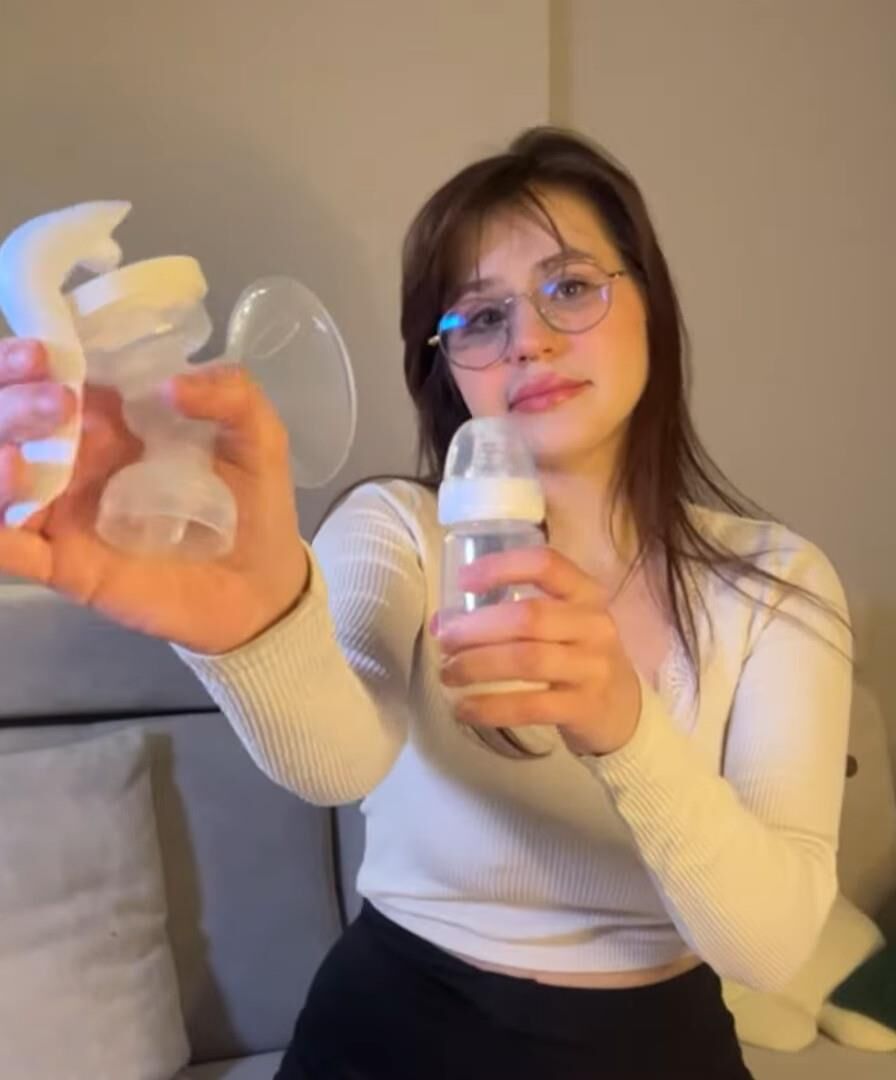 Lady's milking tits