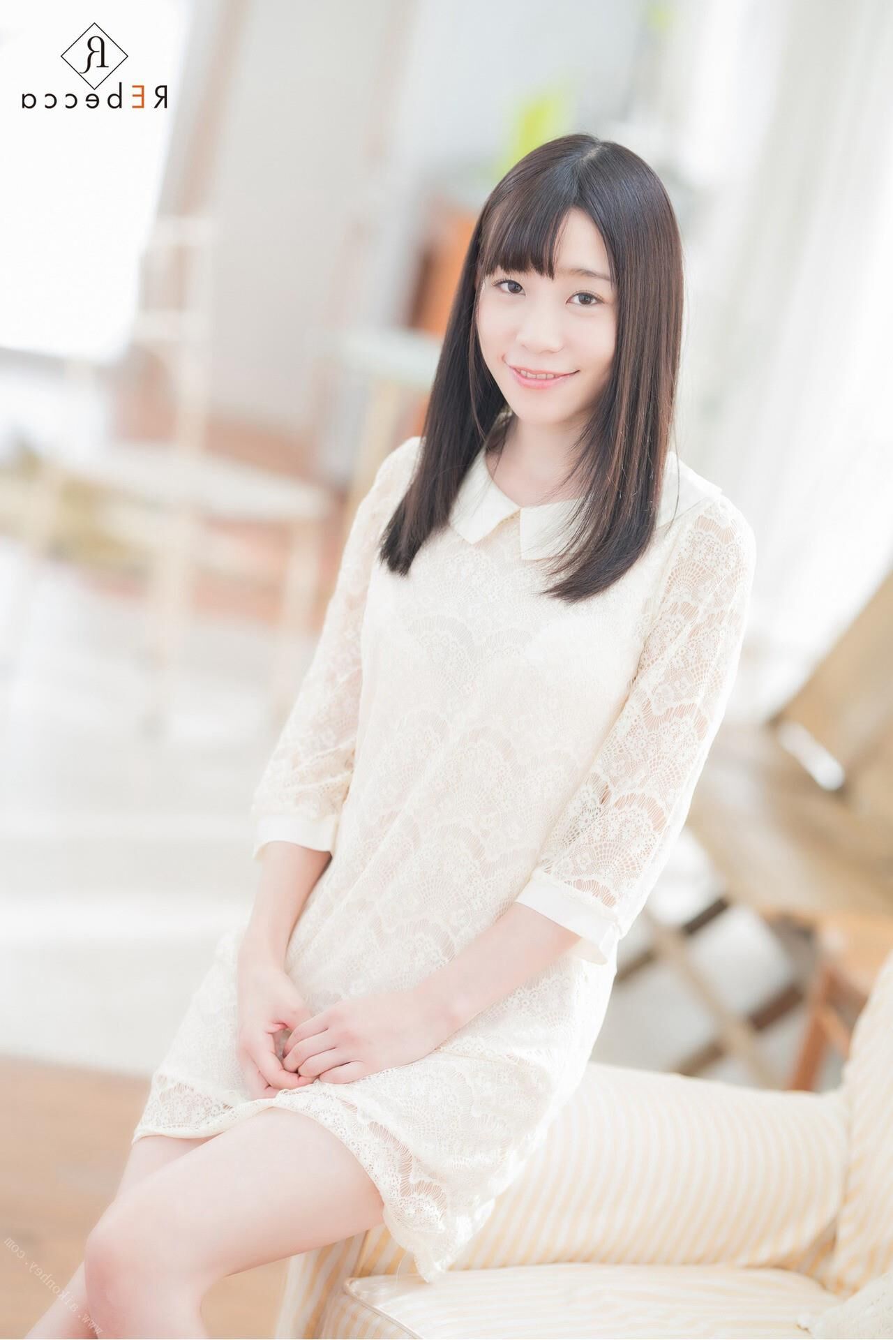 Yui Tomita Pet Idol
