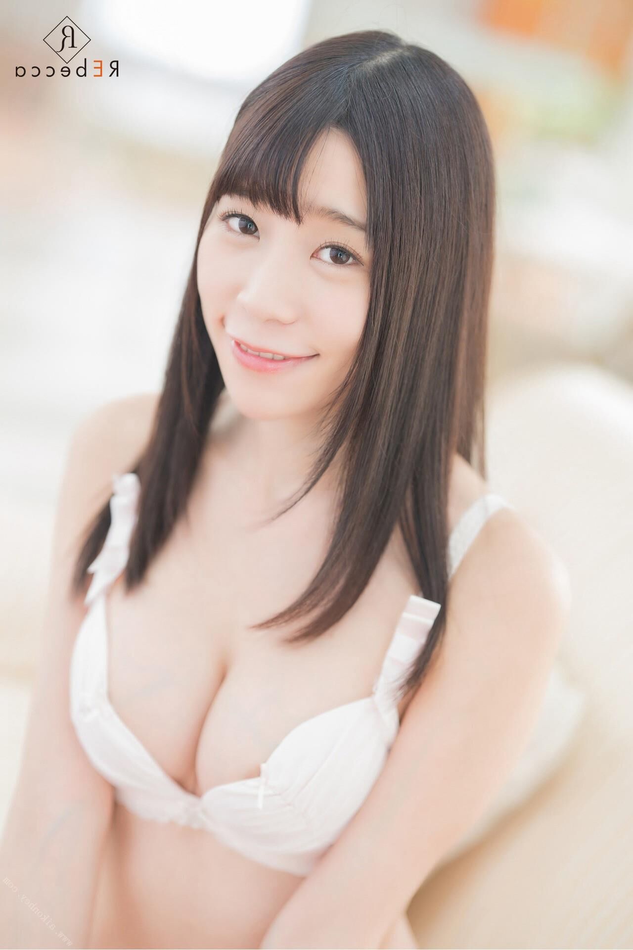Yui Tomita Pet Idol