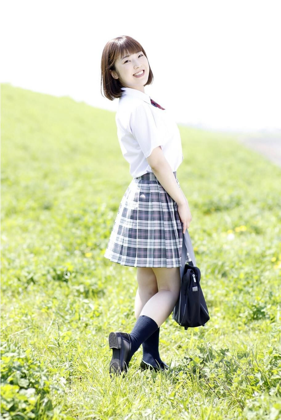 Yuina Ogura Cute and Sexy Body