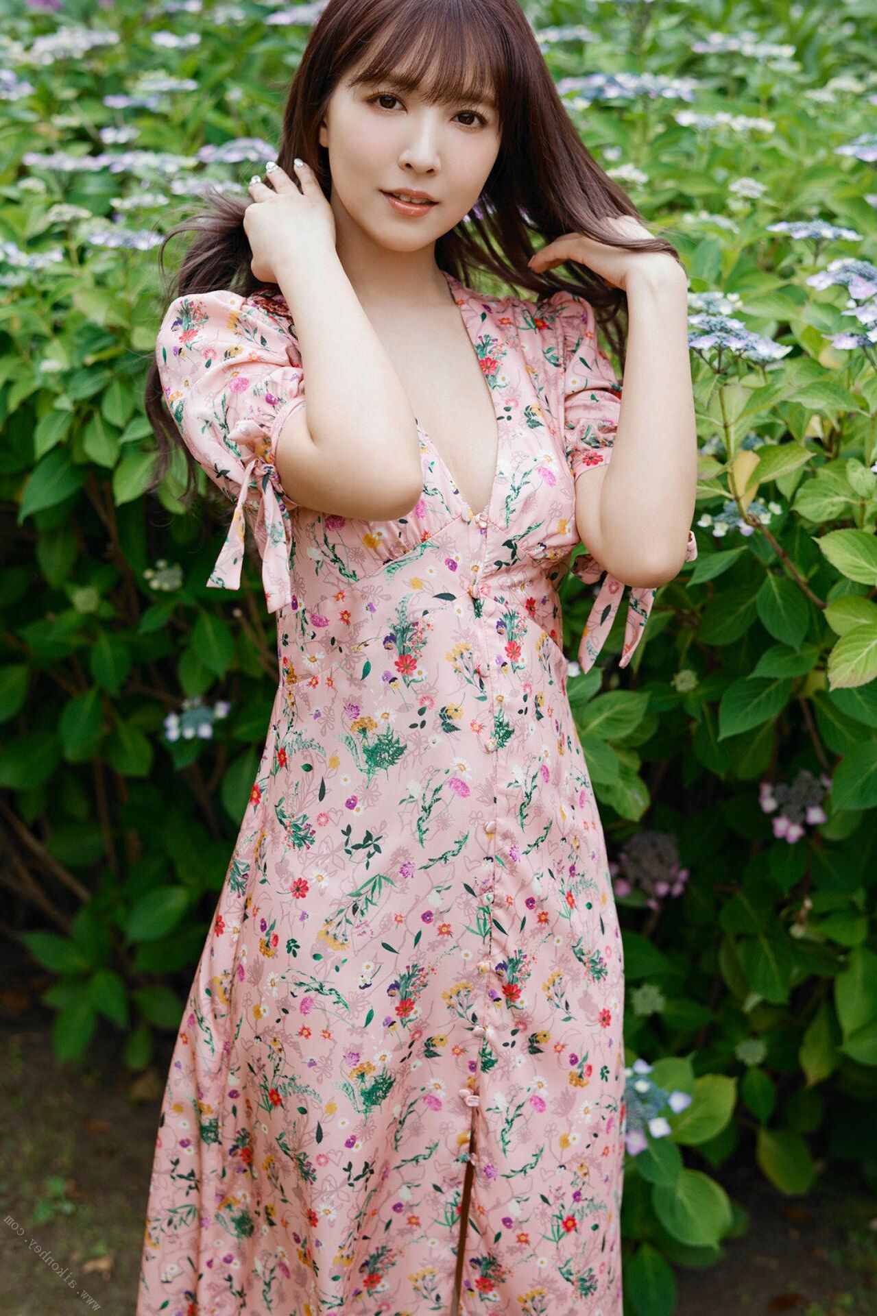 Yua Mikamiあなたの王女