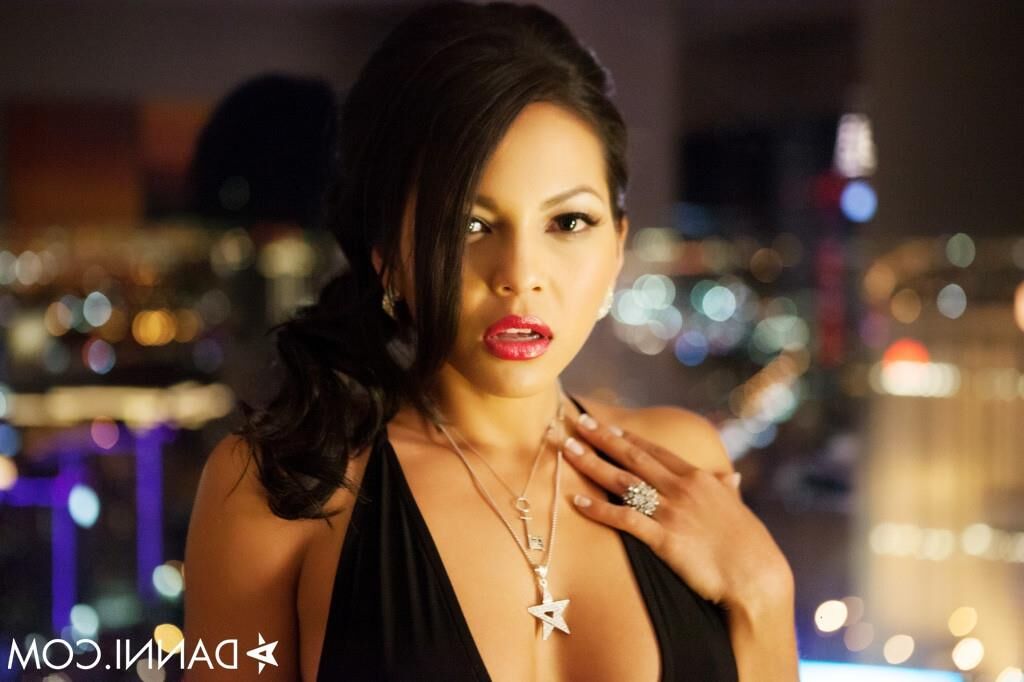 . Adrianna Luna. Very sexy woman