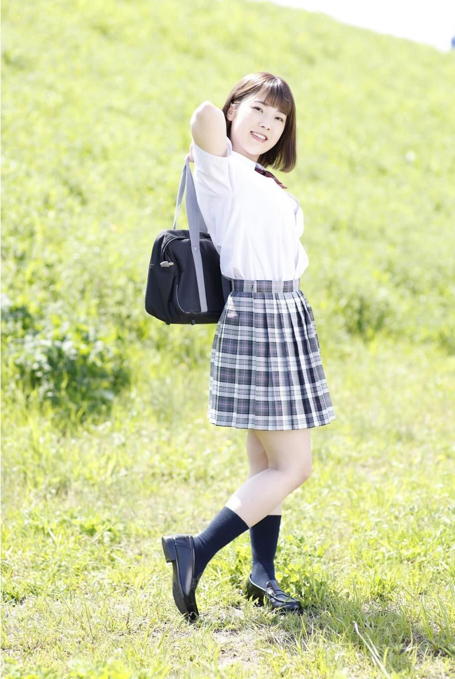 Yuina Ogura Cute and Sexy Body