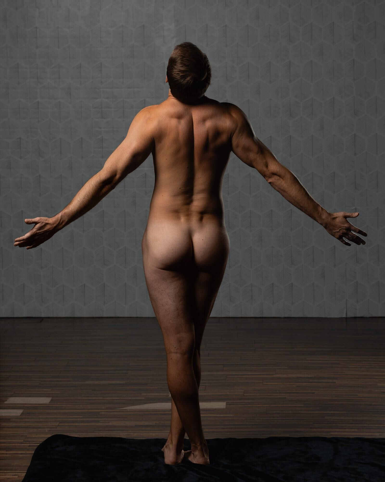 Me For my Fans: Fit athletic hung guy!