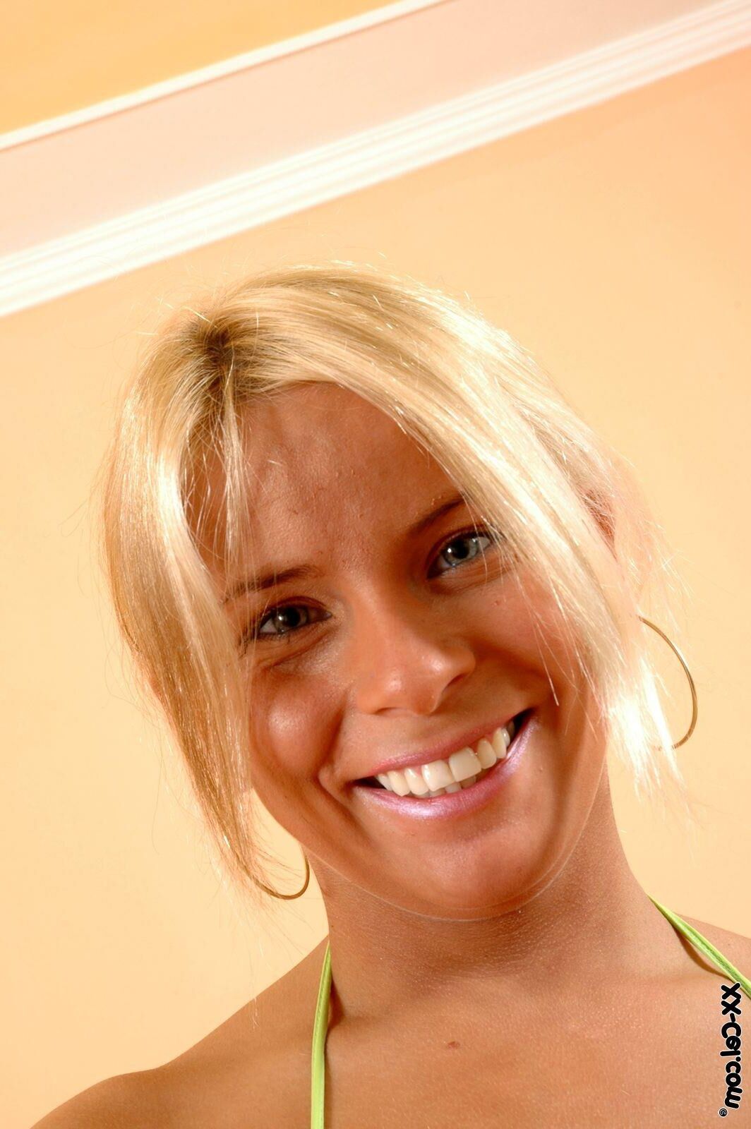Suntanned Lucy