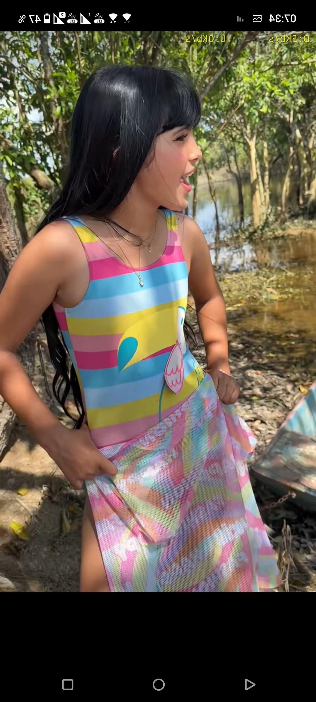 Teen Sophia terra