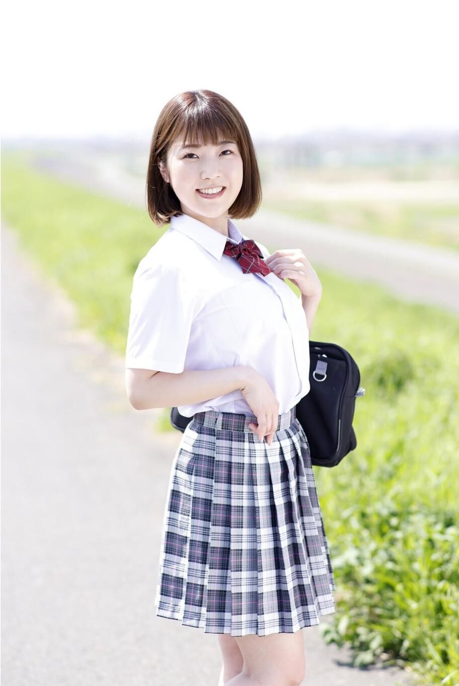 Yuina Ogura Cute and Sexy Body