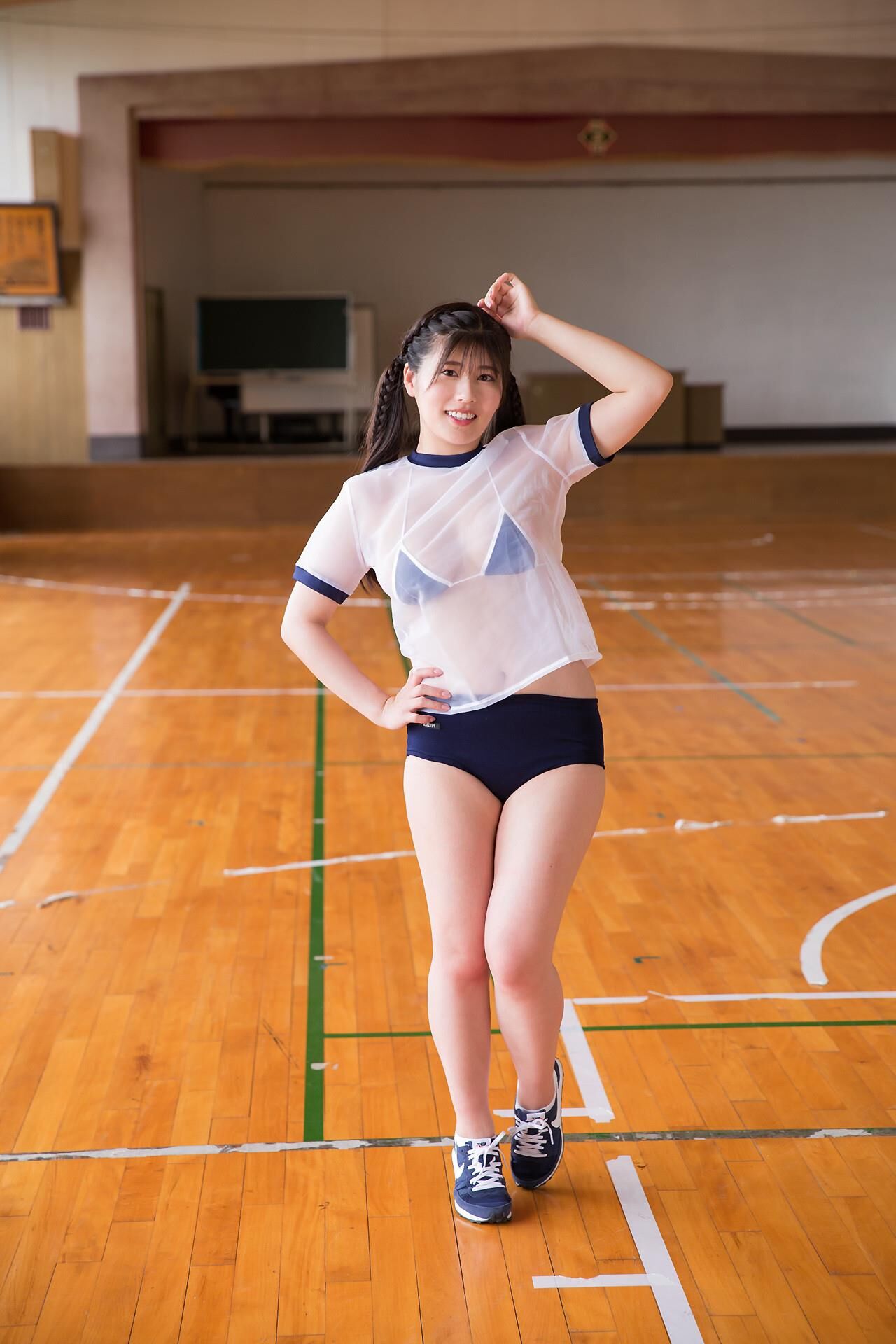 Yoshino Chitose Limited Gallery 