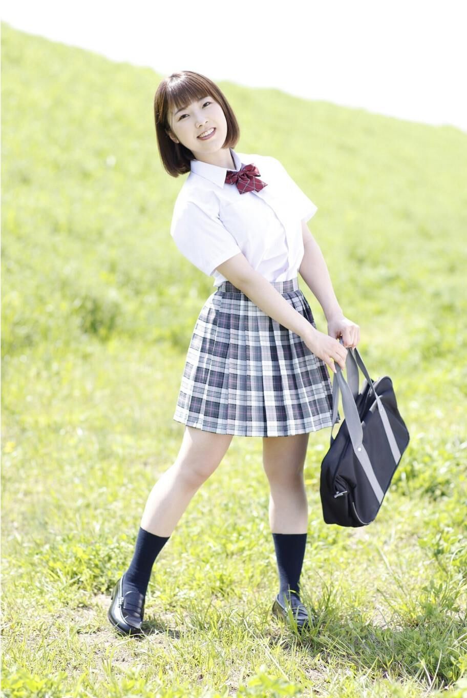 Yuina Ogura Cute and Sexy Body