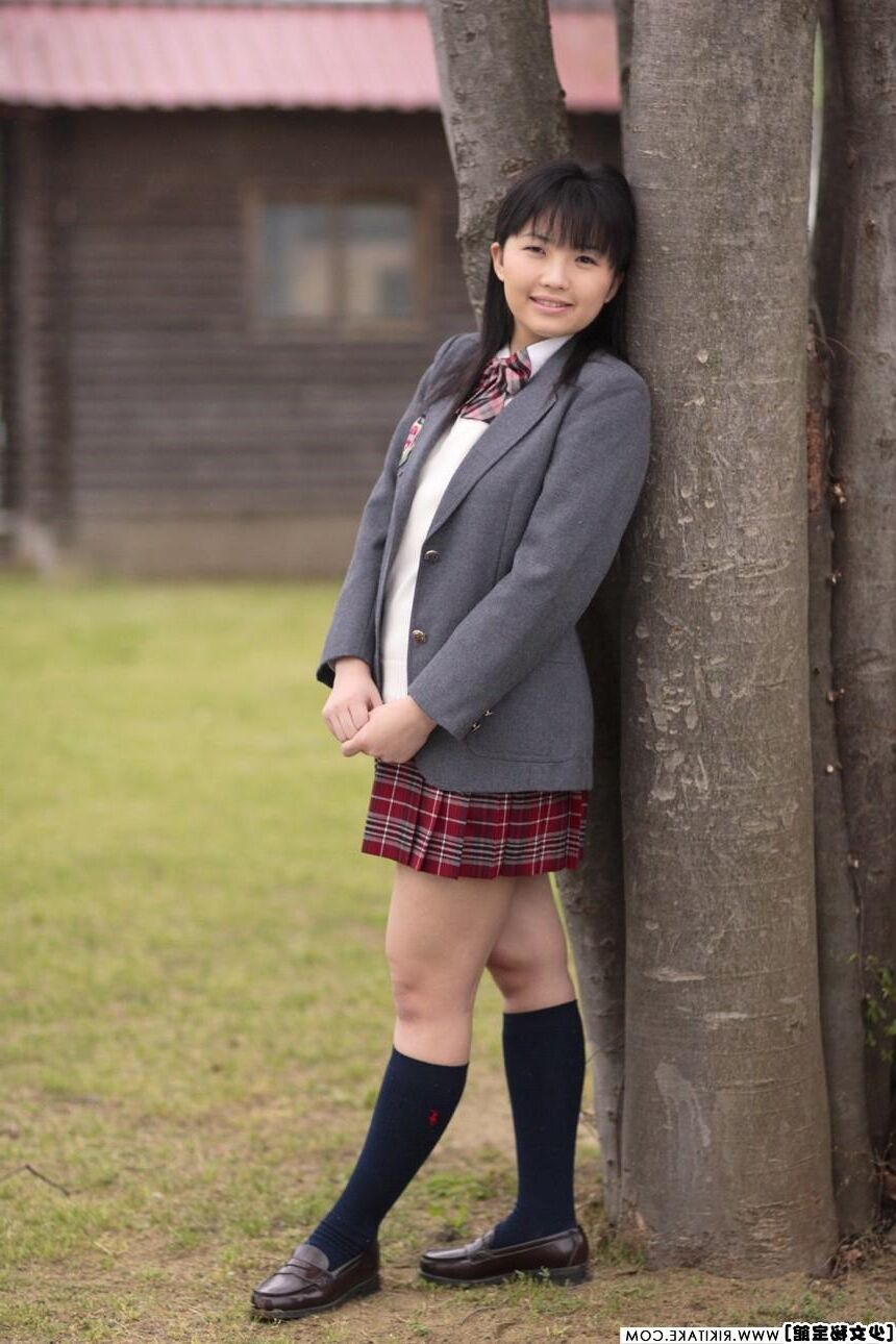 japanese nude model Mika Hanai
