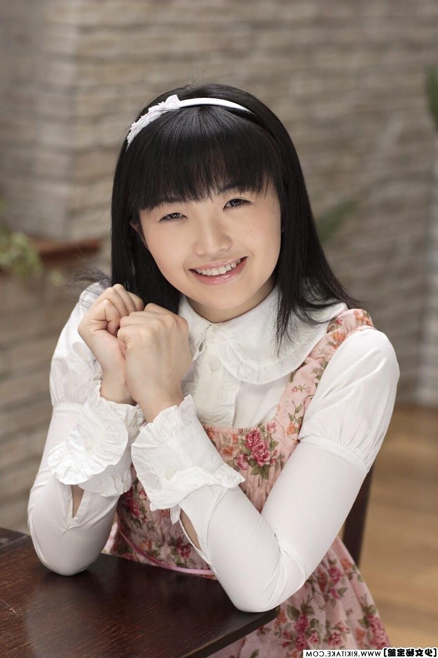 japanese nude model Mika Hanai