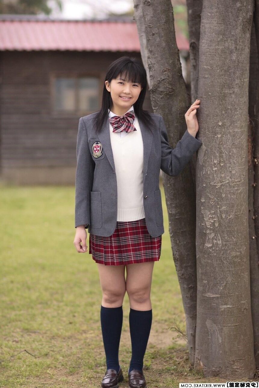japanese nude model Mika Hanai