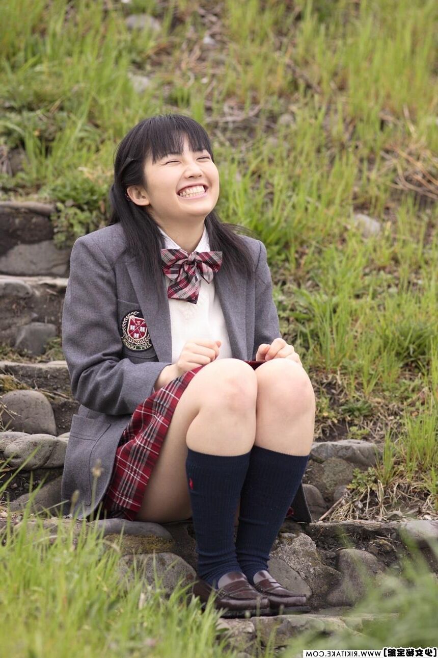 japanese nude model Mika Hanai