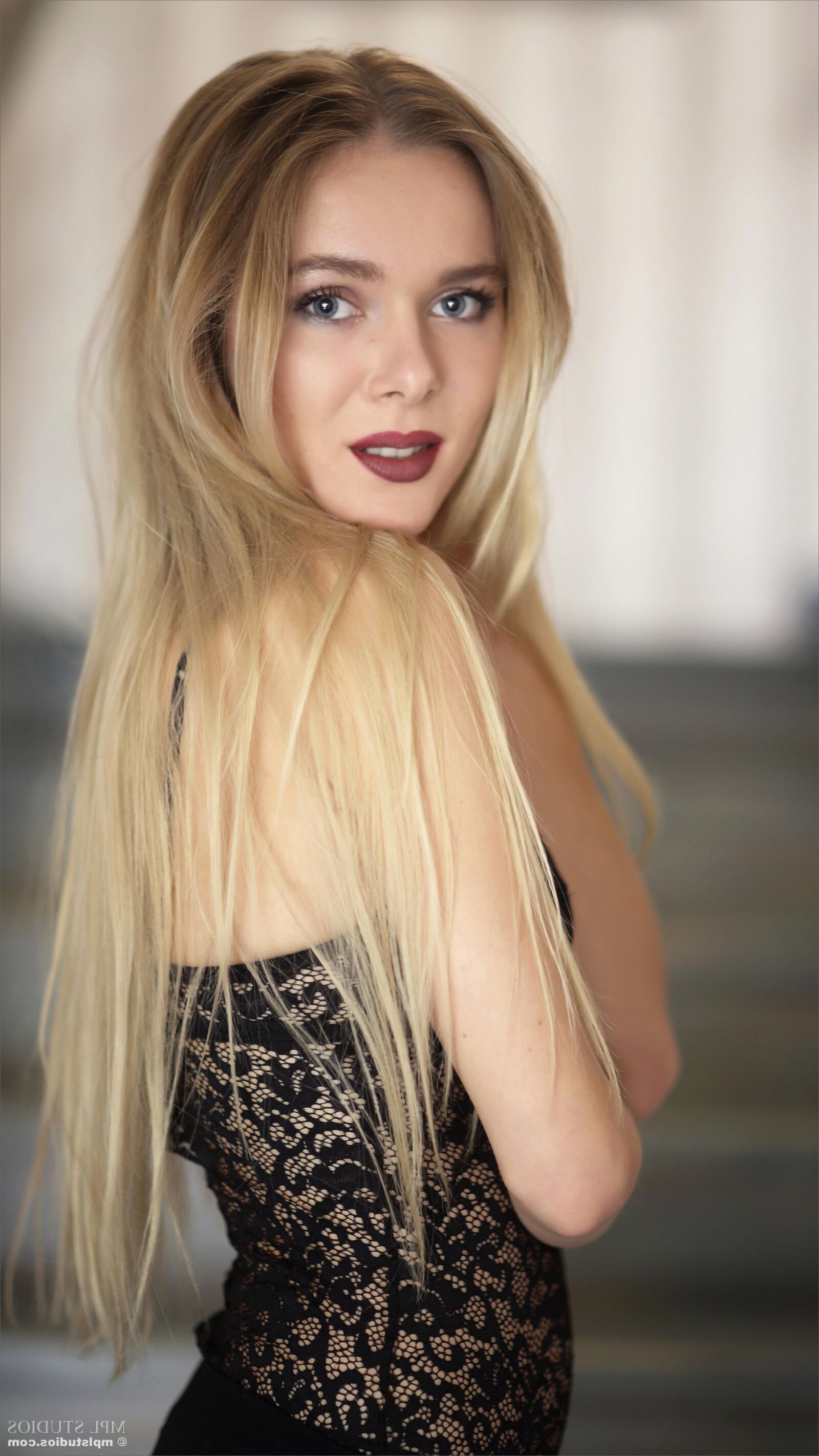 Karissa Diamond Stepping Out