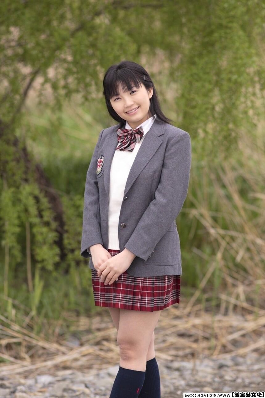japanese nude model Mika Hanai